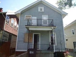 2nd image of 454 Shasta Dr