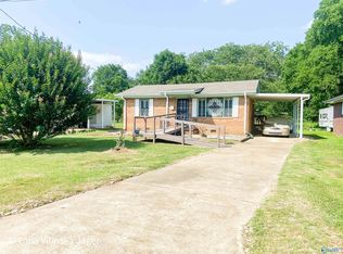504 E 18th St, Sheffield, AL 35660