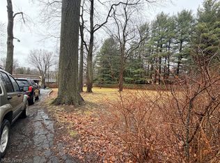 Volney Rd, Youngstown, OH 44511