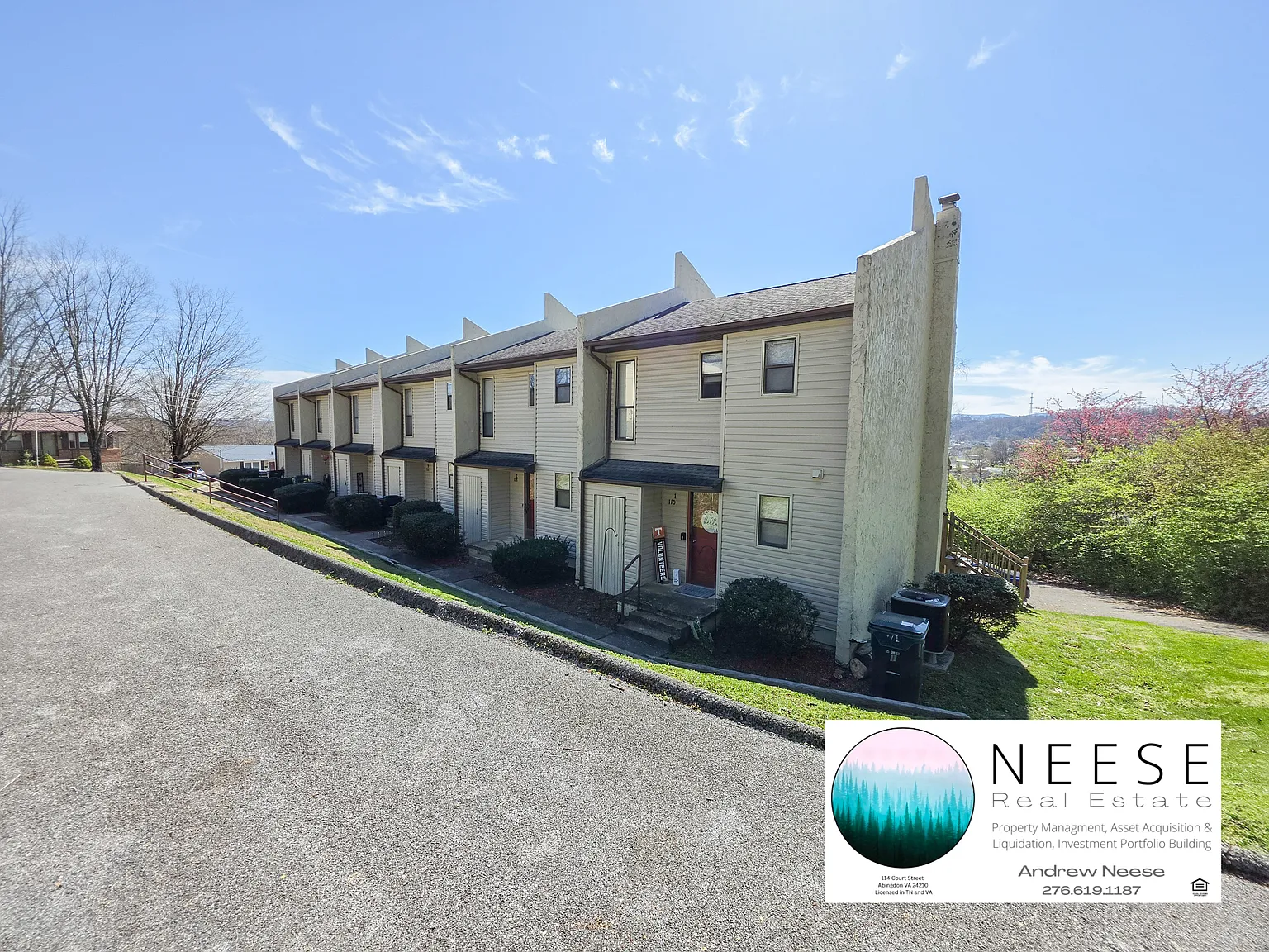 2 bed, 1.5 bath, 1000 sqft, $1,075 — Photo 1