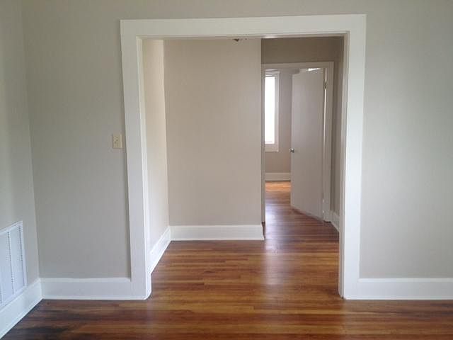 2nd image of 201 N Main St APT A
