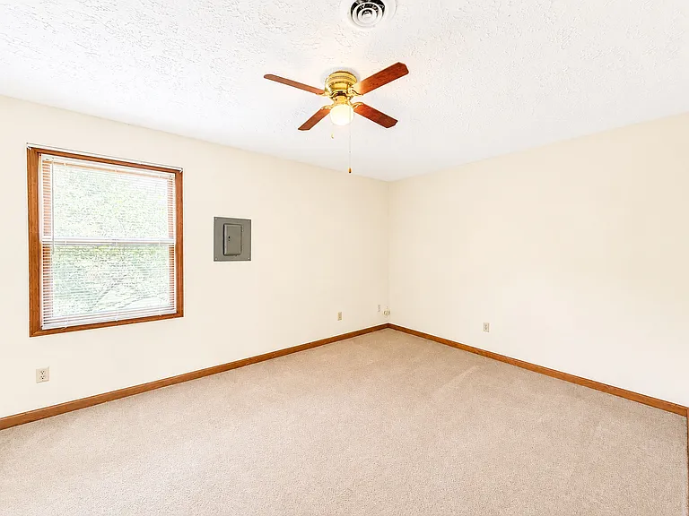 3219 Delaware St #13 — Photo 8