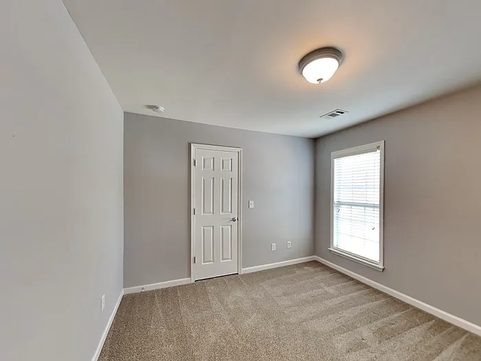 755 Earlham Dr — Photo 12