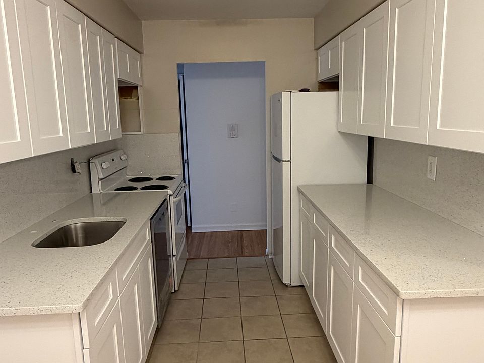 1st image of 782 Tuckahoe Rd APT 3
