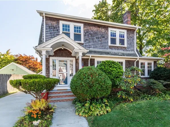 21 Rosewood Ave, Cranston, RI 02905