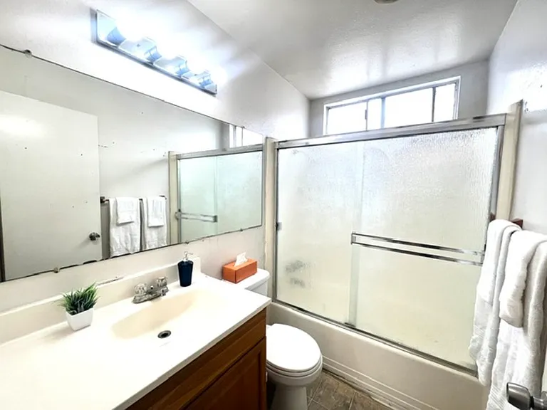 1127 Reed Ave #2 — Photo 5