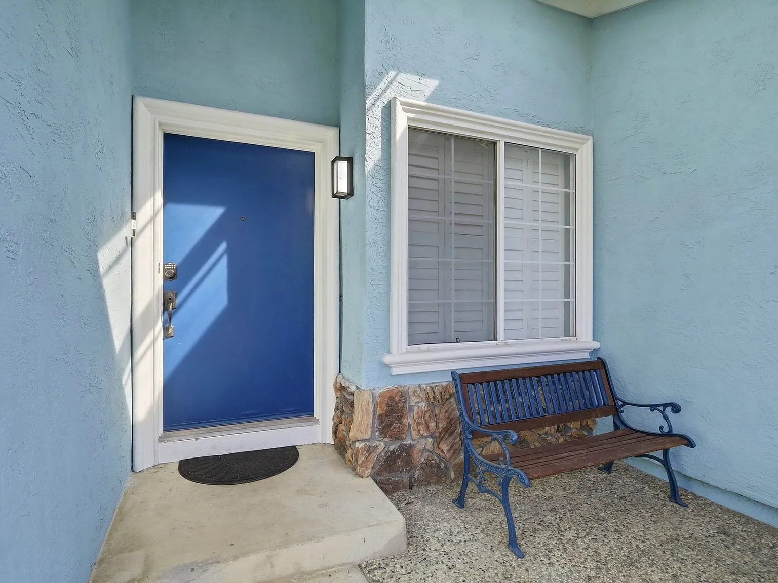 3 bed, 1542 sqft, $4,295 — Photo 4