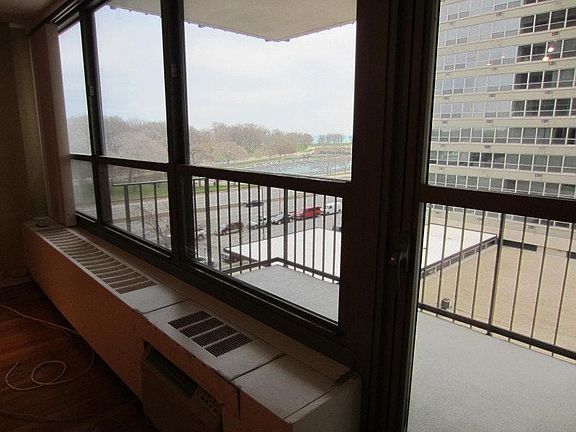 4th image of 3550 N Lake Shore Dr Floor 5