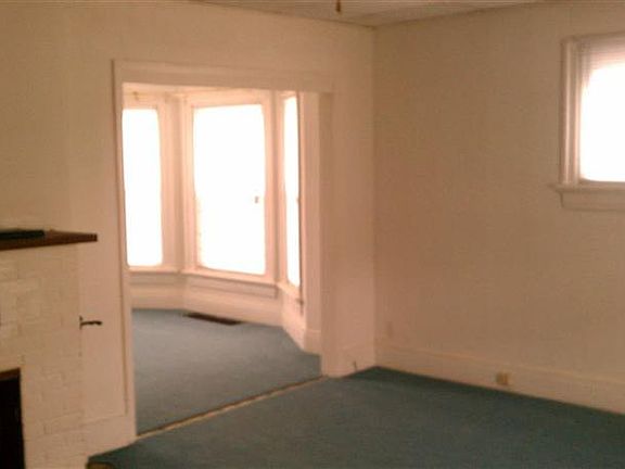 2nd image of 100 E Fairview Ave