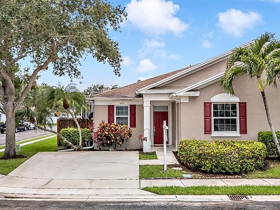 2nd image of 5823 Plum Harbor Cir