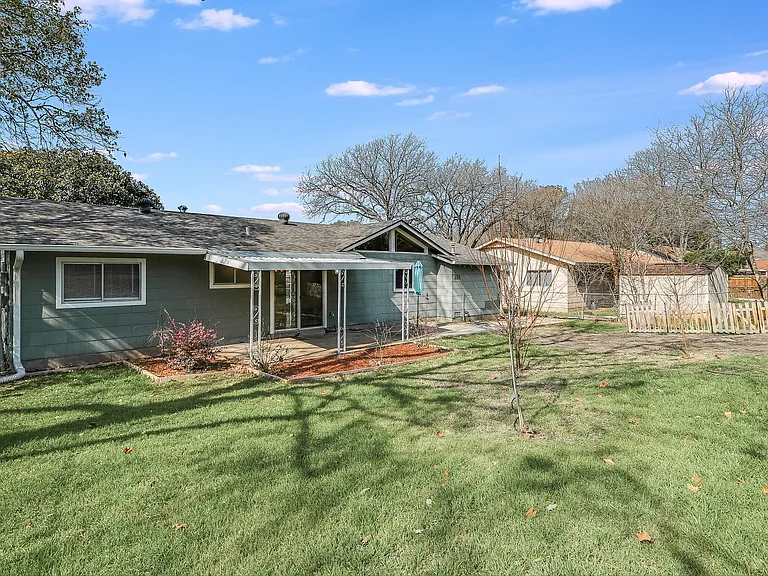 227 Shin Oak Dr — Photo 25