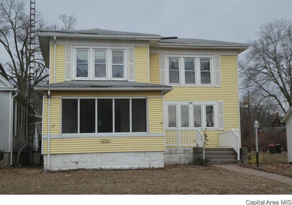 304 Pekin St, Lincoln, IL 62656 Zillow