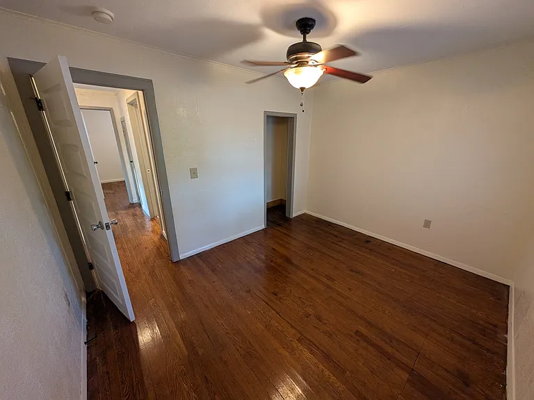 1318 W Huntsville Ave — Photo 38