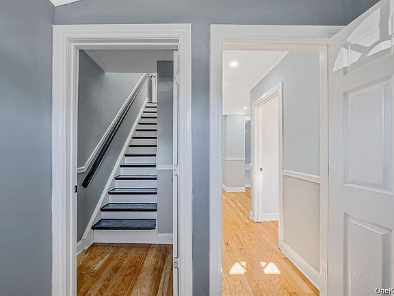 2nd image of 23 Maple Avenue