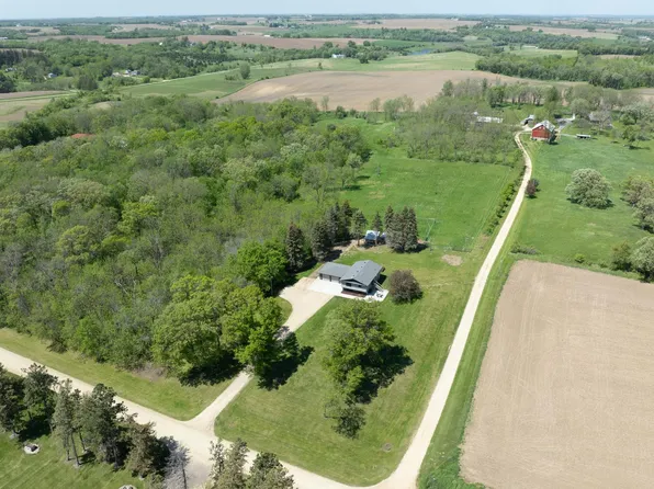 12409 375th St, Goodhue, MN 55027