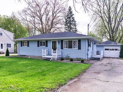 2284 Park Ln, Holt, MI, 48842