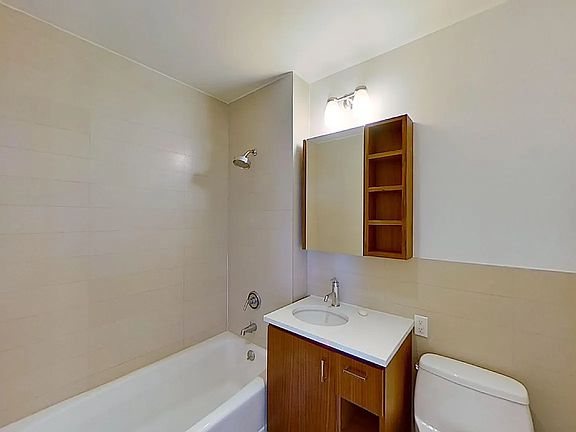 5th image of 12-26 30th Dr Unit 5D