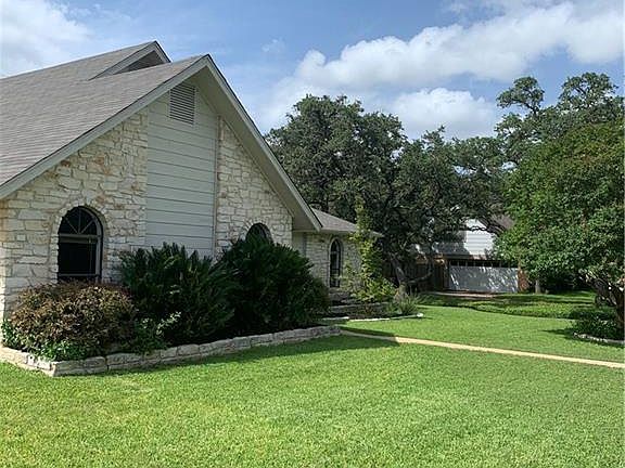 5th image of 10020 Hidden Meadow Dr