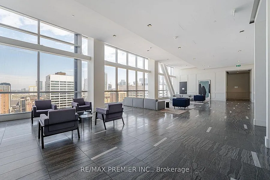 The Residences of 488 University Avenue — Photo 3