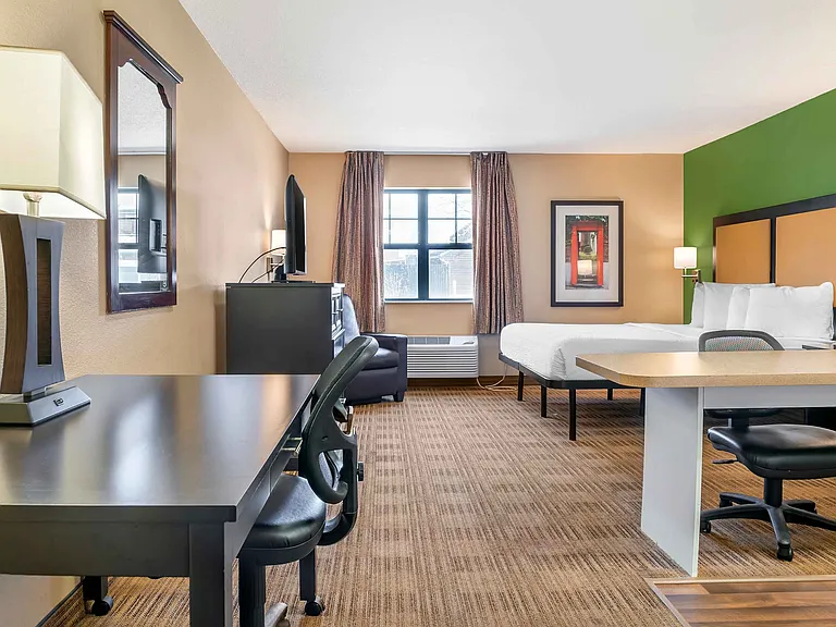 Studio Suite - 1 King Bed