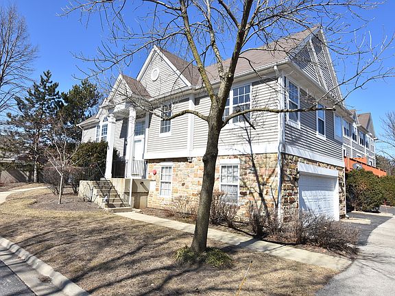 2nd image of 1604 Fox Run Dr #1604