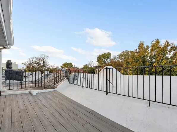 908 Sterling Place image 2 of 6