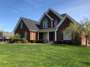5500 Meadow Stream Way, Crestwood, KY 40014