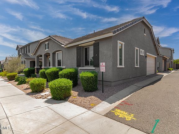 3rd image of 226 N 56TH Place