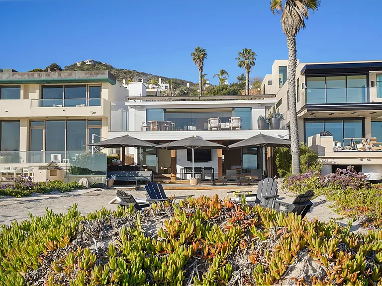 An oceanfront retreat designed for unforgettable moments.