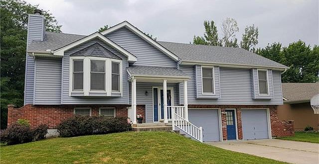 1st image of 2521 NW Leann Dr