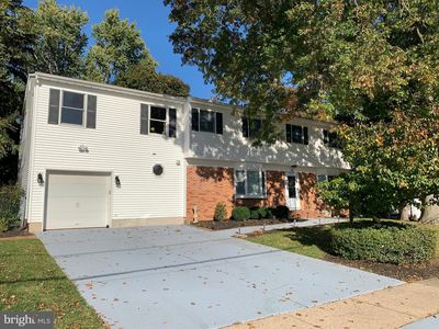 24 Lawnside Dr, Lawrence Township, NJ, 08648