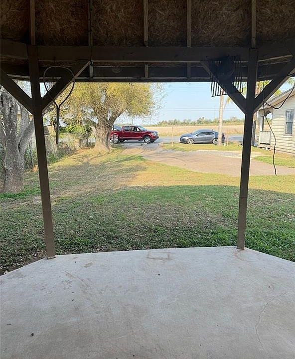 2nd image of 281 Military Rd
