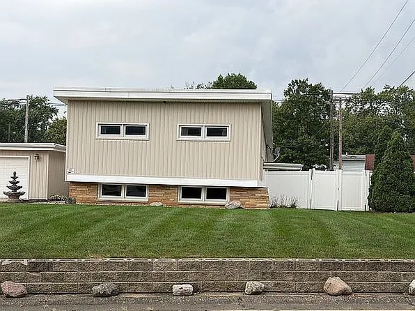 1109 S Westlawn Ave, Champaign, IL 61821