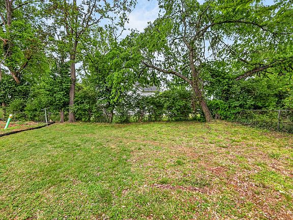 5th image of 1411 Porter Rd
