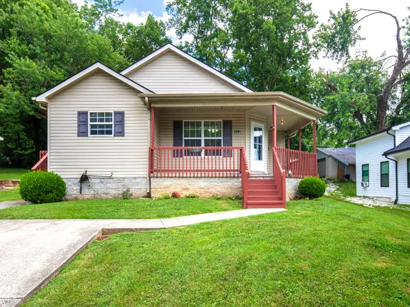 322 2nd St, Midway, KY 40347