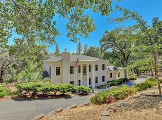 19555 Black Oak Ln, Grass Valley, CA 95949
