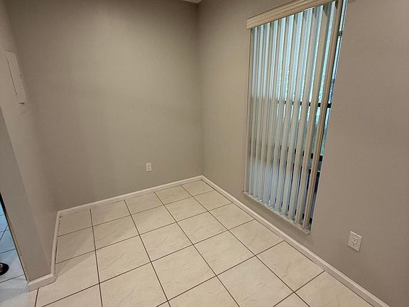 4th image of 9292 Sable Ridge Cir APT D