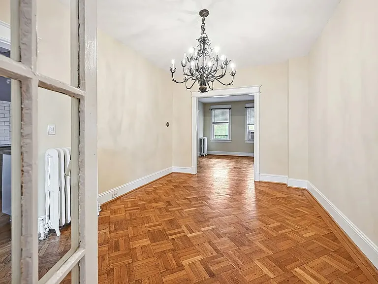 310 Taylor St NW — Photo 8