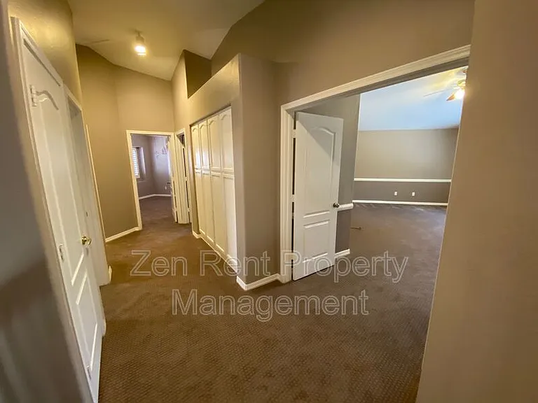 426 S Burk St — Photo 18