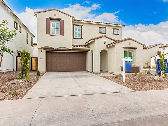 3rd image of 1715 E Stella Ln