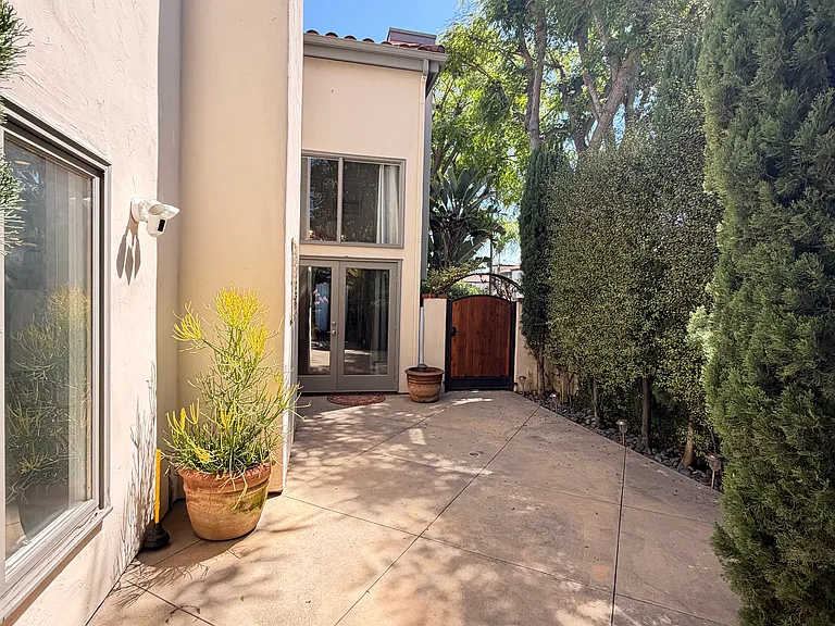 5701 Malaga Pl — Photo 41