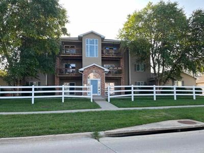 2743 Triple Crown Ln UNIT 4, Iowa City, IA, 52240