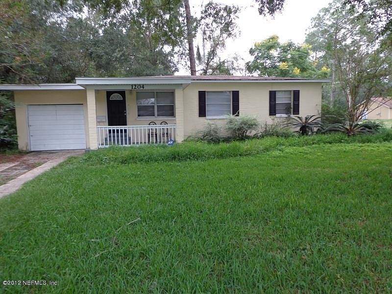 1st image of 1204 Denaud St