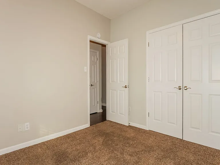 9921 Greenalder Cv N — Photo 12