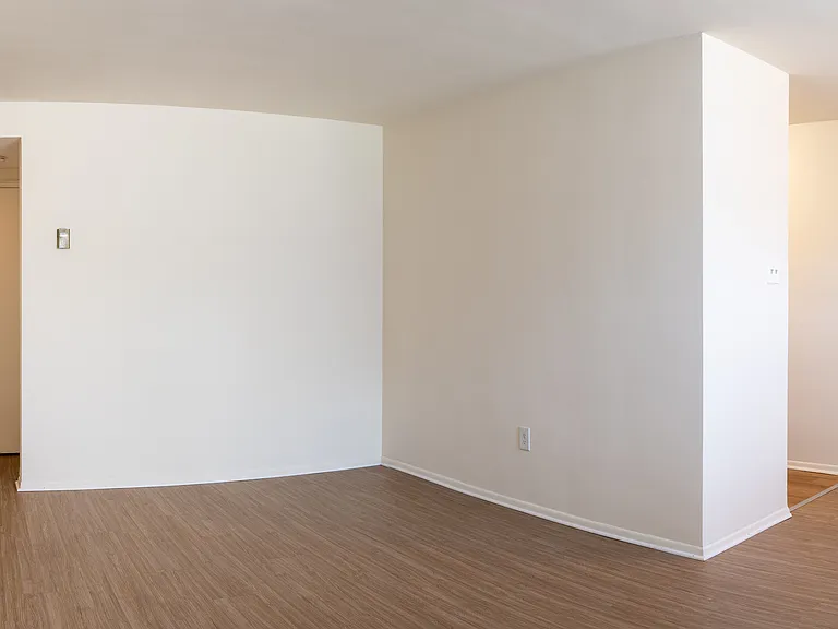 Oak Terrace — Photo 12