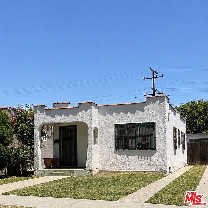 1st image of 1020 Maple St
