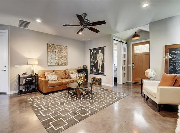 5th image of 5200 Avenue G #A