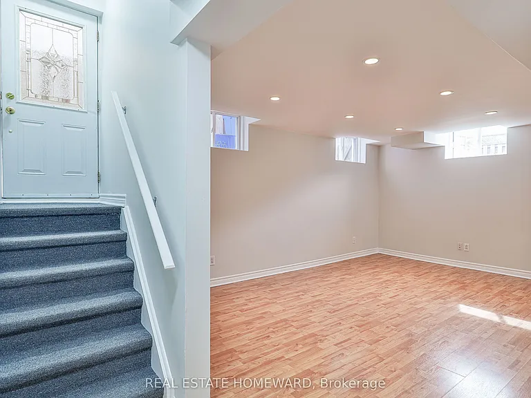 168 Wainscot Ave #LOWER — Photo 7