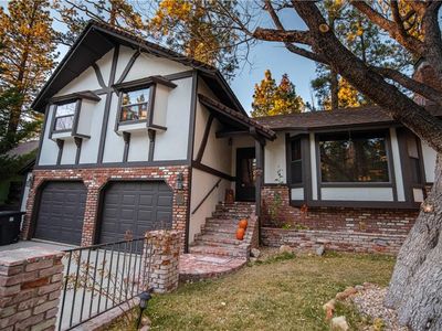 1101 Eagle Mountain Dr, Big Bear City, CA, 92314