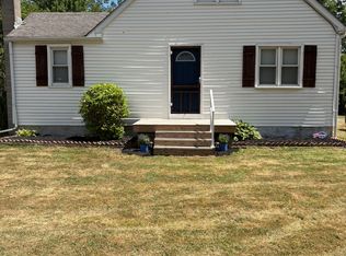 7645 Goodrich Rd, Clarence Center, NY 14032